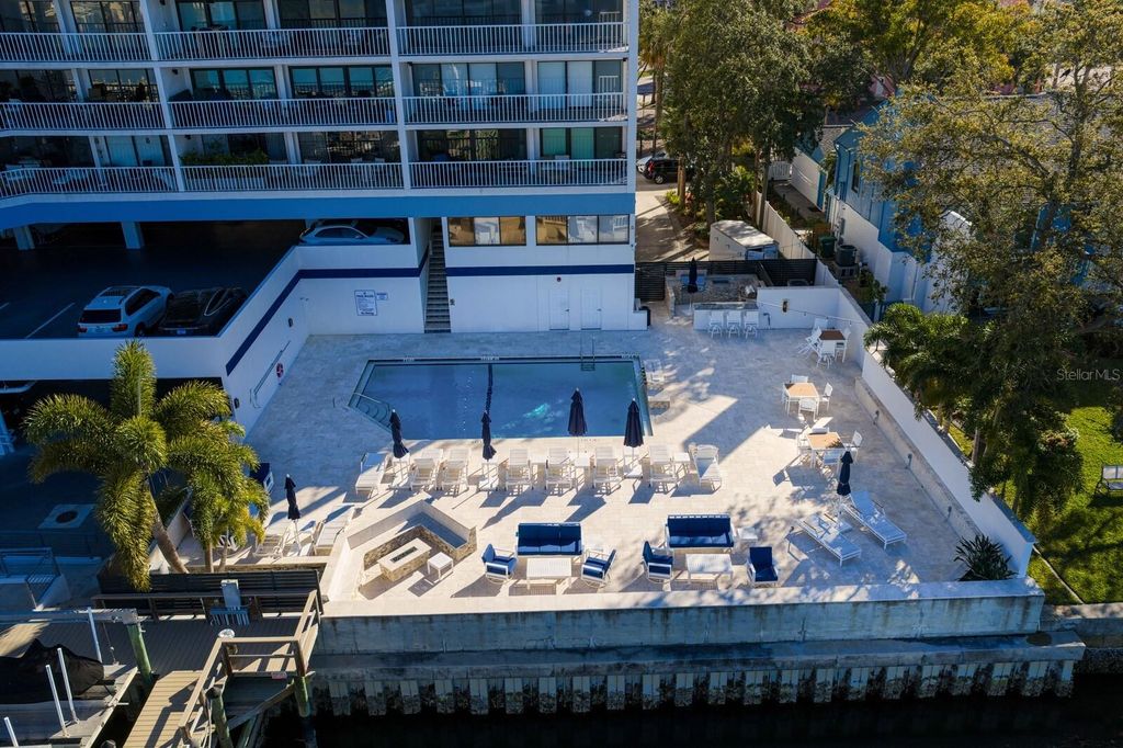 Image 71 of property listing at 2 ADALIA AVENUE 1002, Tampa, FL 33606