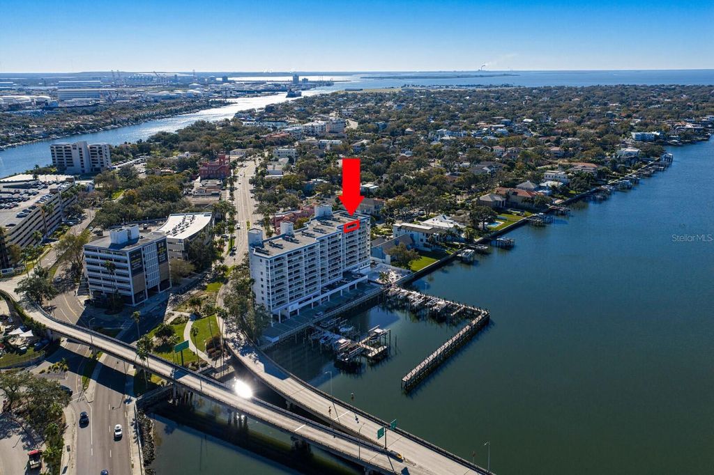 Image 84 of property listing at 2 ADALIA AVENUE 1002, Tampa, FL 33606