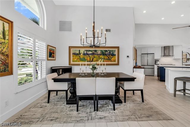 1276 Treasure CT, Marco Island, FL 34145