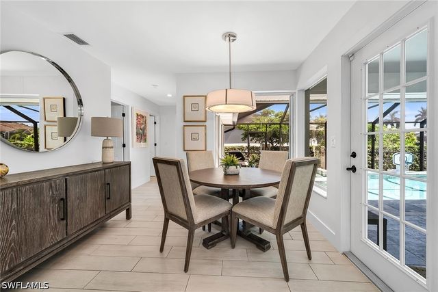 1276 Treasure CT, Marco Island, FL 34145