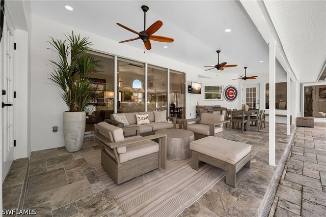 1276 Treasure CT, Marco Island, FL 34145