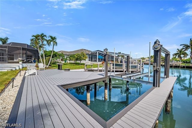 1276 Treasure CT, Marco Island, FL 34145