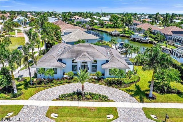 1276 Treasure CT, Marco Island, FL 34145
