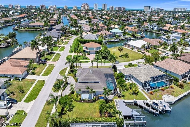 1276 Treasure CT, Marco Island, FL 34145