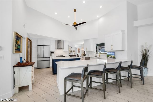 1276 Treasure CT, Marco Island, FL 34145