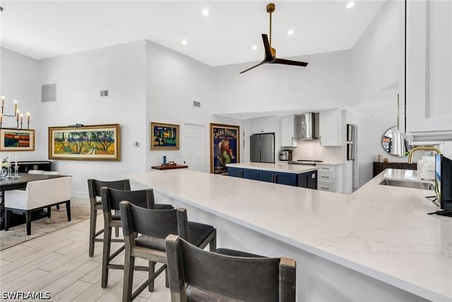 1276 Treasure CT, Marco Island, FL 34145