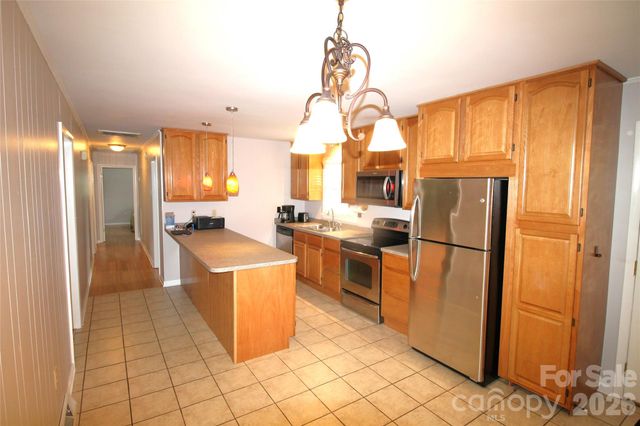 203 Ratchford Farm Road, Gastonia, NC 28056