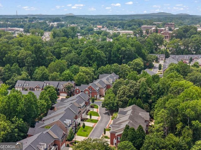 2424 Loxford Lane, Alpharetta, GA 30009