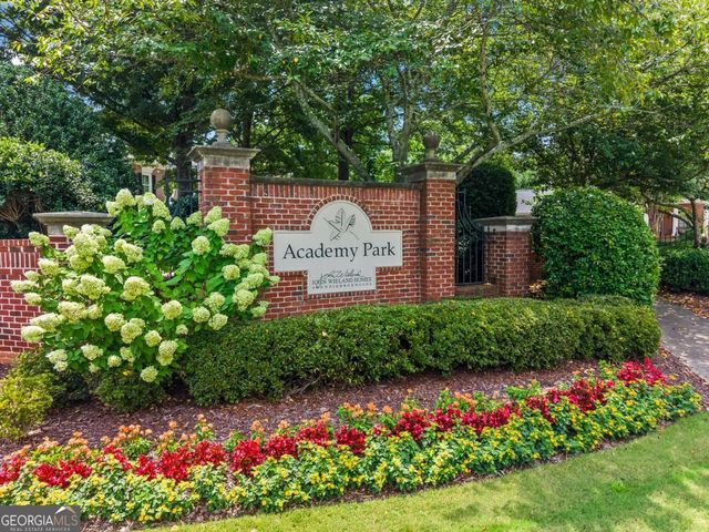 2424 Loxford Lane, Alpharetta, GA 30009