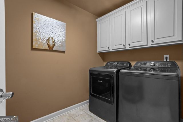 2424 Loxford Lane, Alpharetta, GA 30009