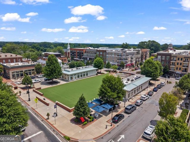 2424 Loxford Lane, Alpharetta, GA 30009
