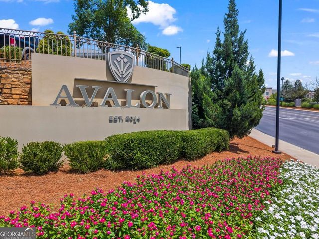 2424 Loxford Lane, Alpharetta, GA 30009