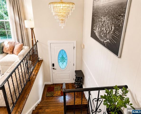 108 Evergreen Avenue, Hopatcong, NJ 07843