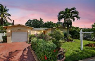 4921 NW 23rd St, Lauderhill, FL 33313