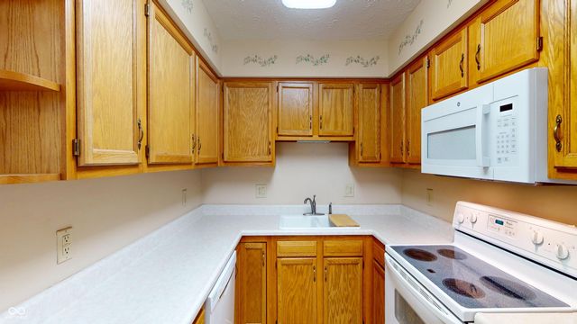 8330 Windovers Drive, Indianapolis, IN 46259