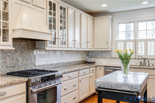 4506 Bromley Ln, Richmond, VA 23221