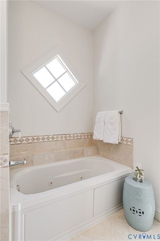 4506 Bromley Ln, Richmond, VA 23221