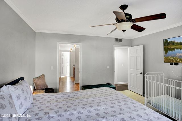 10105 S LEISURE Lane 3, Jacksonville, FL 32256