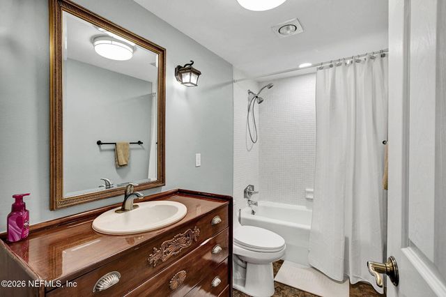 10105 S LEISURE Lane 3, Jacksonville, FL 32256