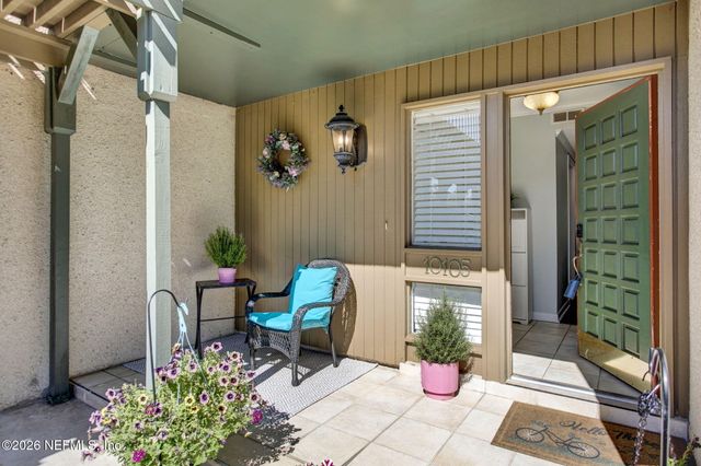 10105 S LEISURE Lane 3, Jacksonville, FL 32256