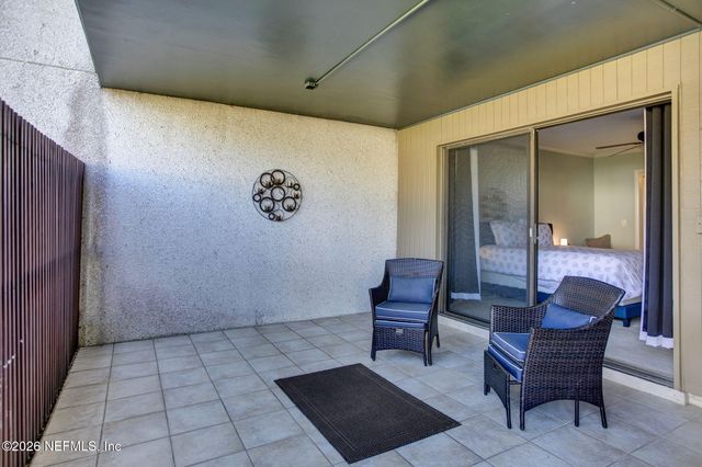 10105 S LEISURE Lane 3, Jacksonville, FL 32256