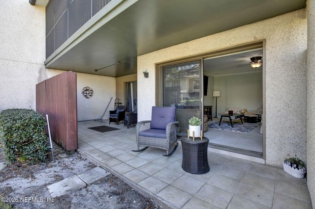 10105 S LEISURE Lane 3, Jacksonville, FL 32256