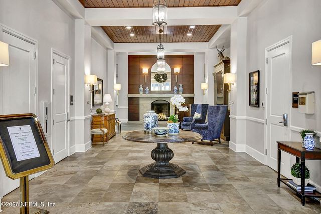 10105 S LEISURE Lane 3, Jacksonville, FL 32256