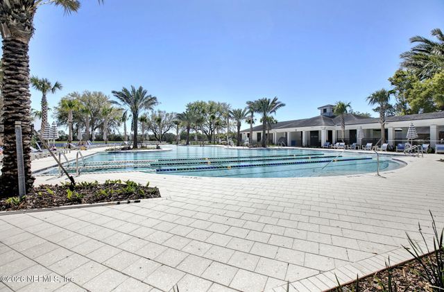 10105 S LEISURE Lane 3, Jacksonville, FL 32256