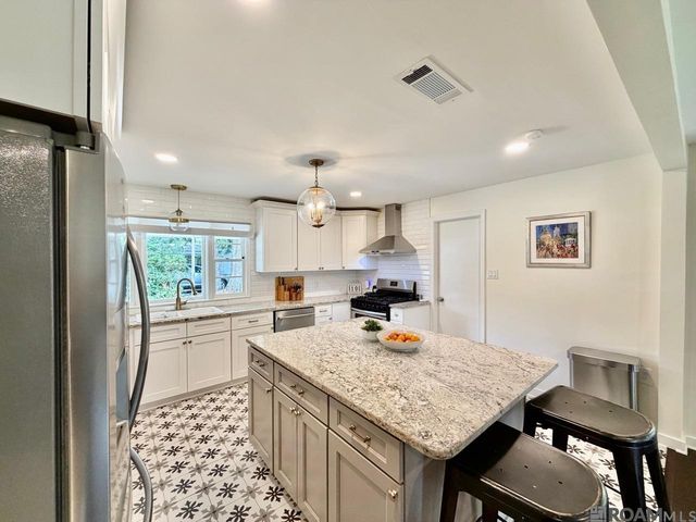 4836 Woodside Dr, Baton Rouge, LA 70808