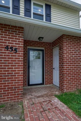 455 CROSSWINDS DR, Lititz, PA 17543