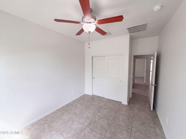 2518 E FAWN Drive, Phoenix, AZ 85042