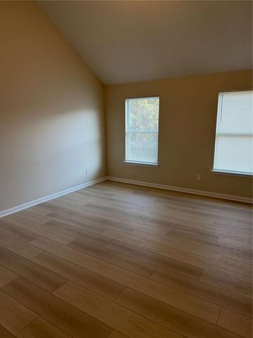 1560 Danube Court, Atlanta, GA 30349