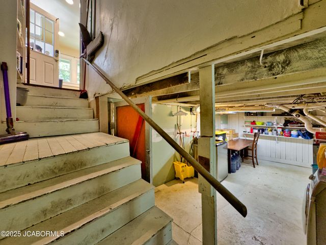 1008 W BROADWAY, Columbia, MO 65203