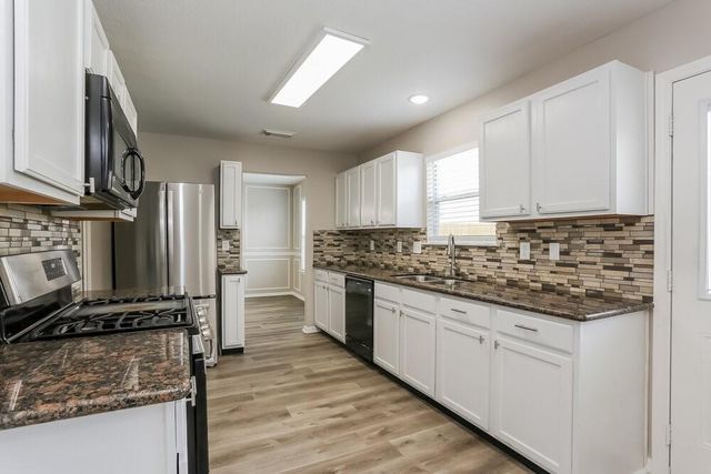 2431 Fox River Lane, Spring, TX 77386