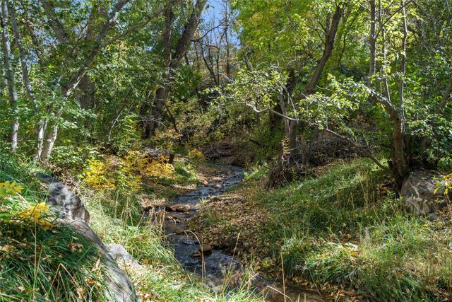 24 Sendero Del Oso, Santa Fe, NM 87506