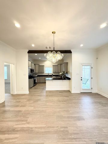 17055 White Ibis Ave, Prairieville, LA 70769