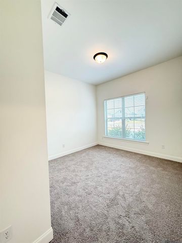 17055 White Ibis Ave, Prairieville, LA 70769