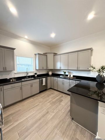 17055 White Ibis Ave, Prairieville, LA 70769