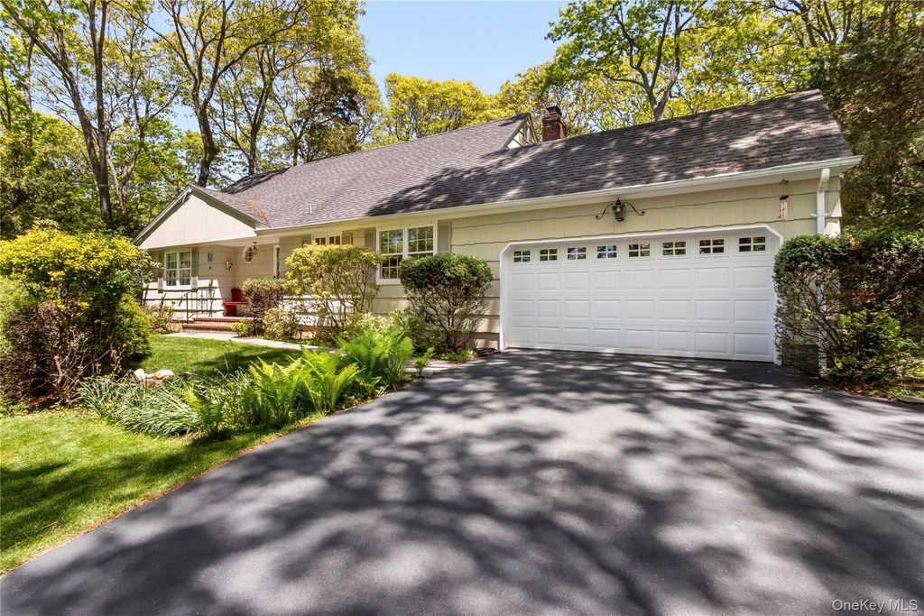 17 Pringle Road, Miller Place, NY 11764