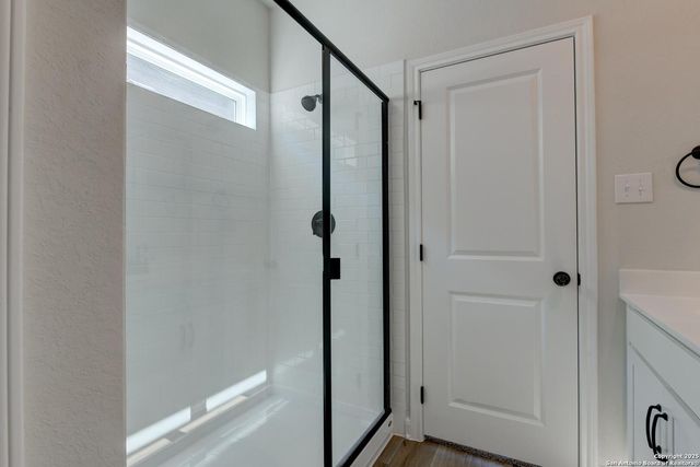 141 Beveridge Rd, Seguin, TX 78155