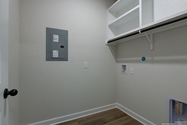 141 Beveridge Rd, Seguin, TX 78155