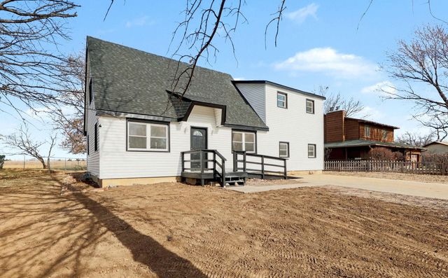 14 Woodland Dr, Augusta, KS 67010