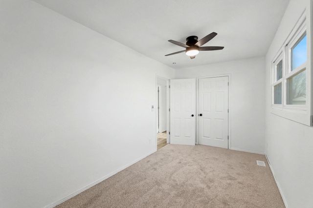 14 Woodland Dr, Augusta, KS 67010