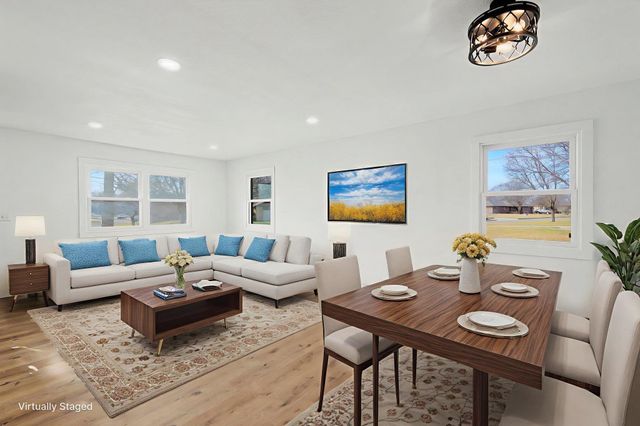 14 Woodland Dr, Augusta, KS 67010