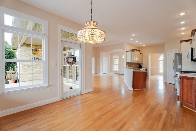 991 CLICKS LN, New Market, VA 22844