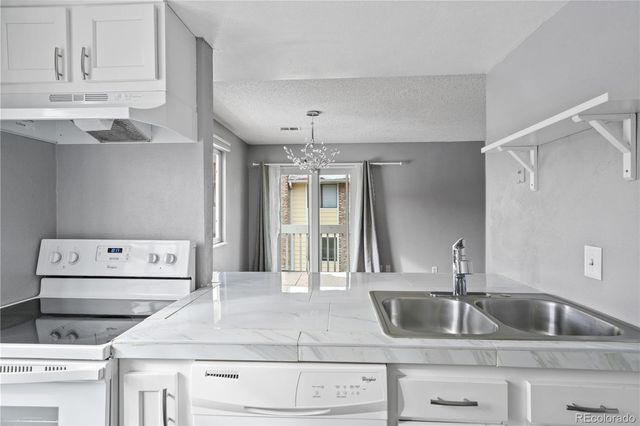 12502 E Cornell Avenue 303, Aurora, CO 80014