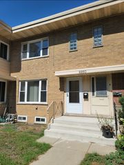 8950 SKOKIE Boulevard B, Skokie, IL 60077