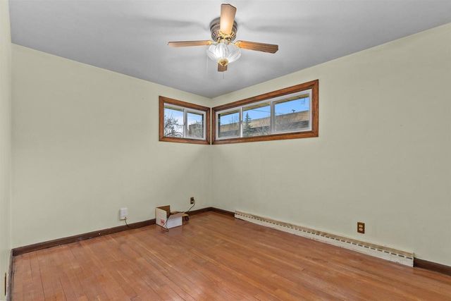 848 E GLENDALE AVENUE, Appleton, WI 54911