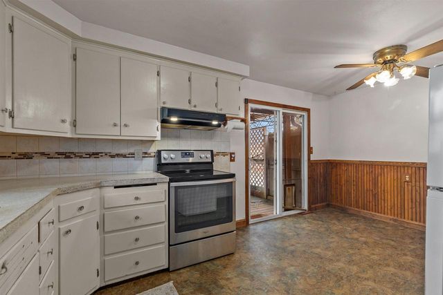 848 E GLENDALE AVENUE, Appleton, WI 54911