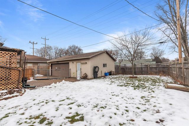 848 E GLENDALE AVENUE, Appleton, WI 54911